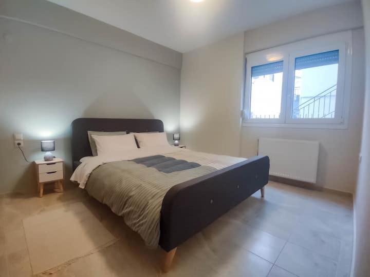 Cozy Modern Apartment يانينة المظهر الخارجي الصورة